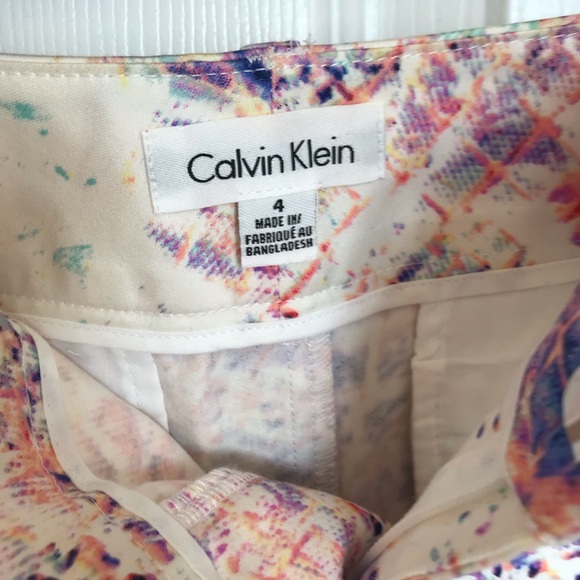 EUC Calvin Klein Multicolored Snake Print Shorts 4 - Picture 6 of 8